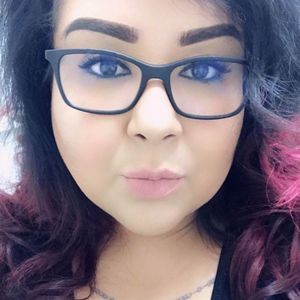 Meet your Posher, Magda